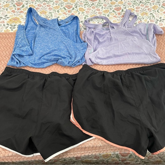 Women’s XL Athletic Shorts and Tanks - Picture 3 of 3
